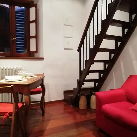 La Del Borgo Apartment *