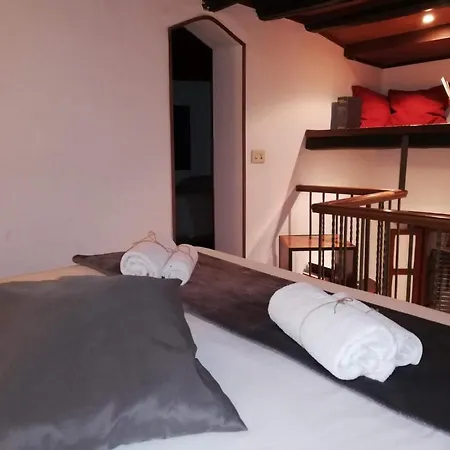 Apartment La Del Borgo Rome